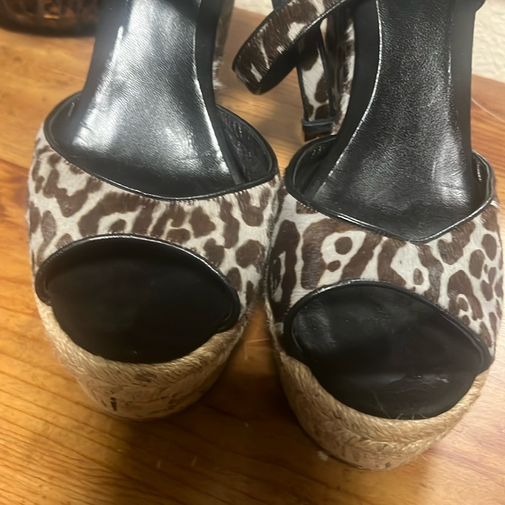 Authentic Gucci shoes